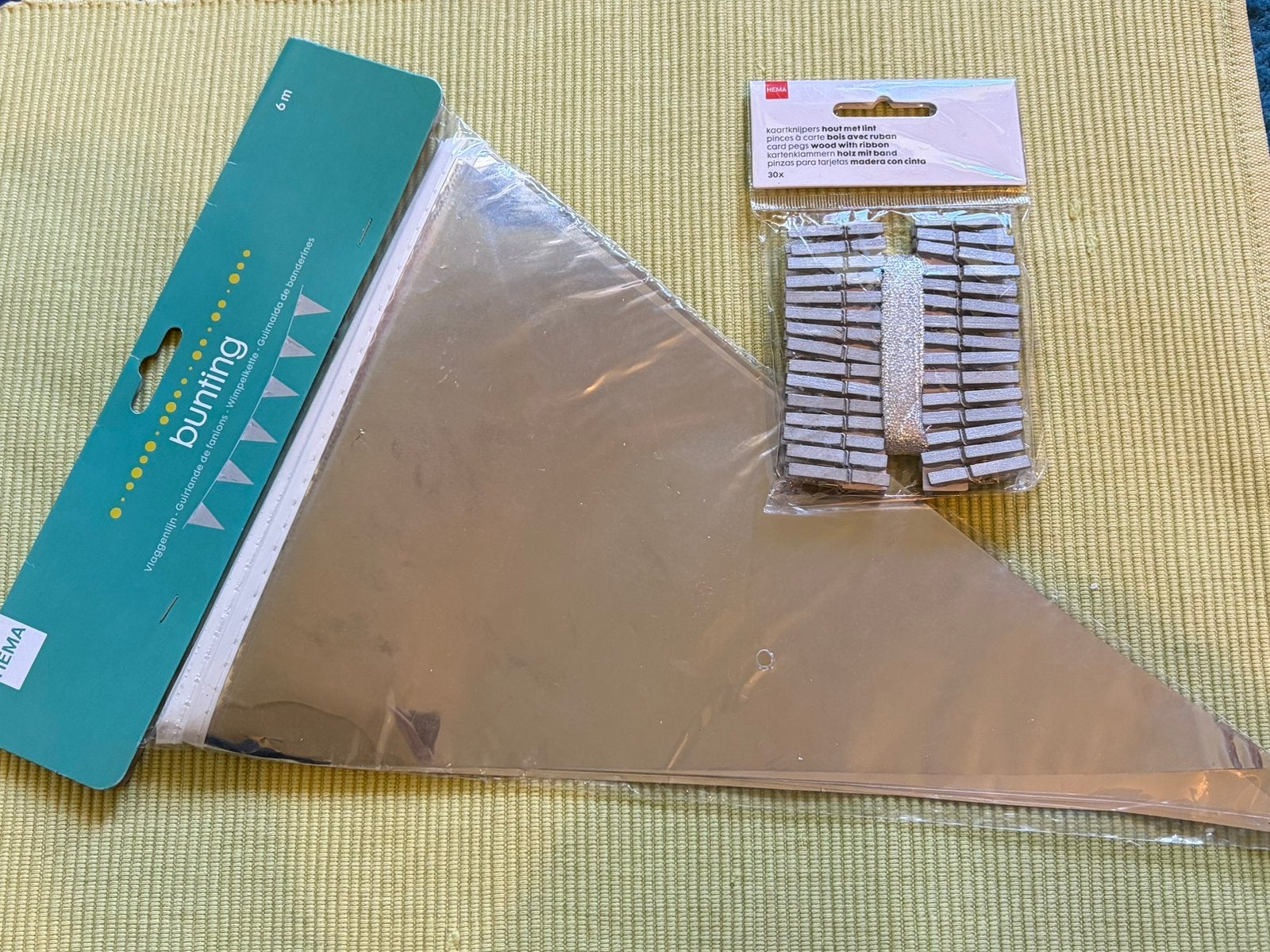 Zilveren vlaggenlijn + lint met knijpertjes HEMA, Ophalen of Verzenden, Nieuw, Versiering, Geboorte of Huwelijk