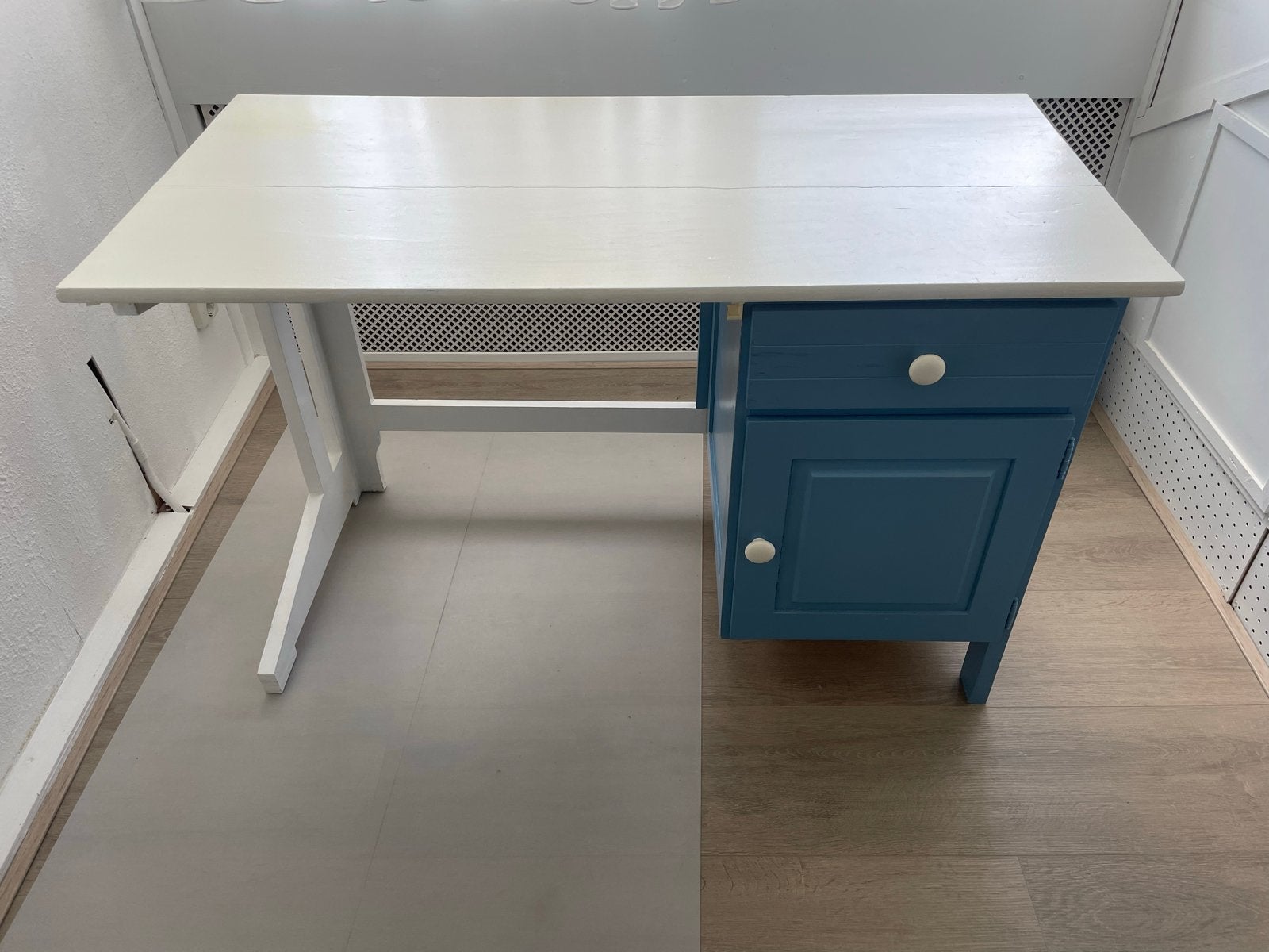 Bureau 121 x 59 x 75 cm, Gebruikt, Kinderbureau, 121 cm, 59 cm