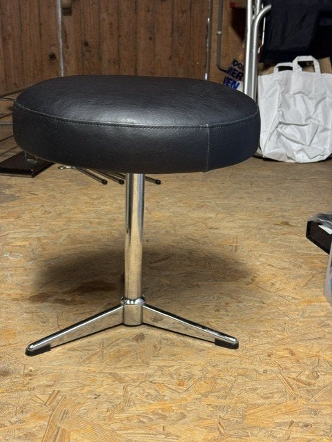 vintage voetenbankje, Ophalen, Minder dan 50 cm, Gebruikt, Vintage retro