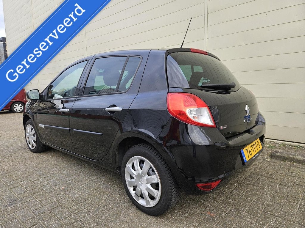 Renault Clio 1.2 Collection, Voorwielaandrijving, Euro 5, Gebruikt, 4 cilinders