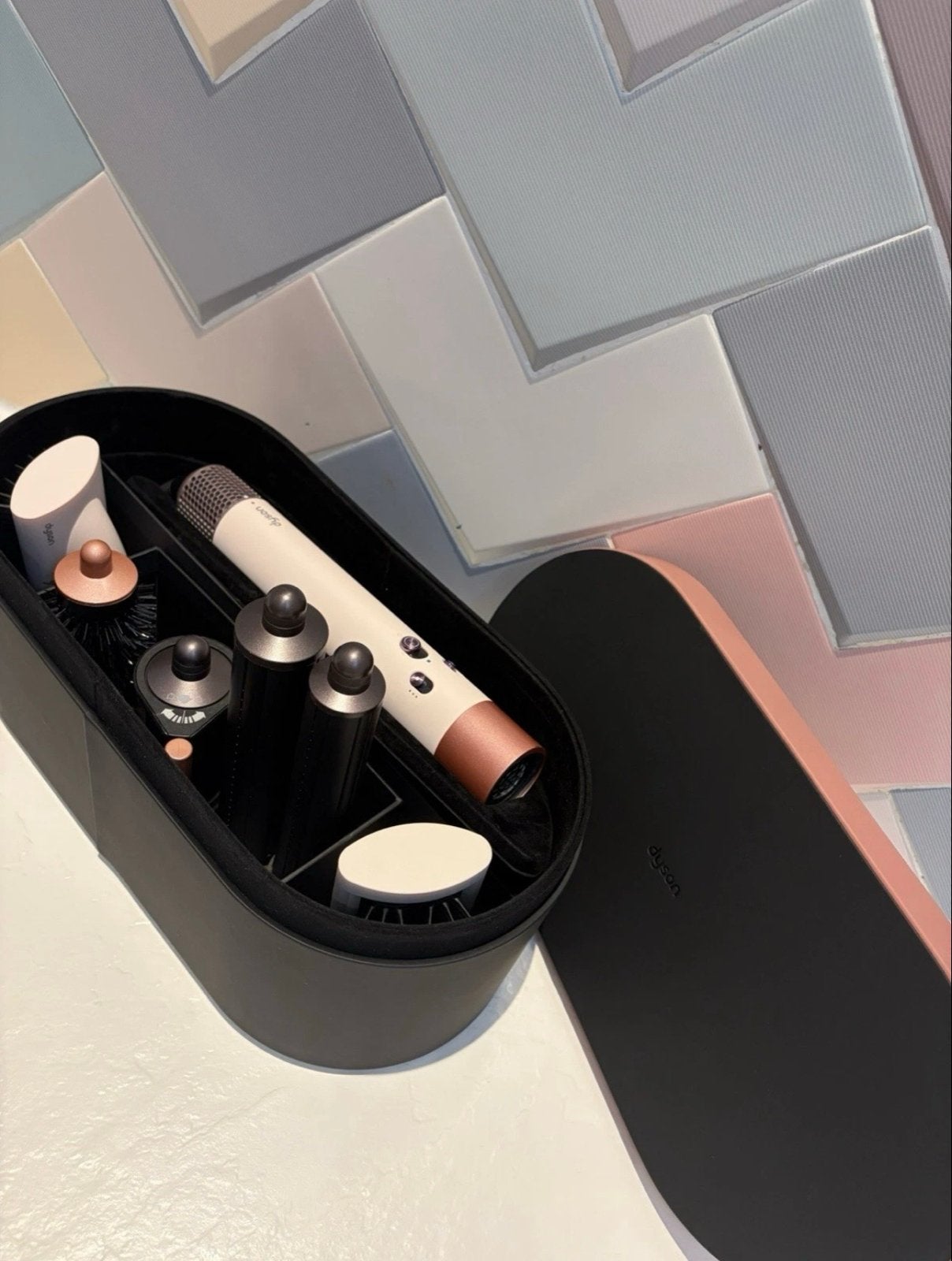 Dyson Airwrap i.d. Complete Styler met opbergdoos, Ophalen of Verzenden, Zo goed als nieuw, Haarverzorging