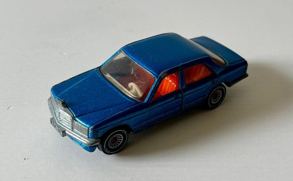 SIKU Mercedes Benz 500 SE, Ophalen of Verzenden, Gebruikt, Auto, SIKU
