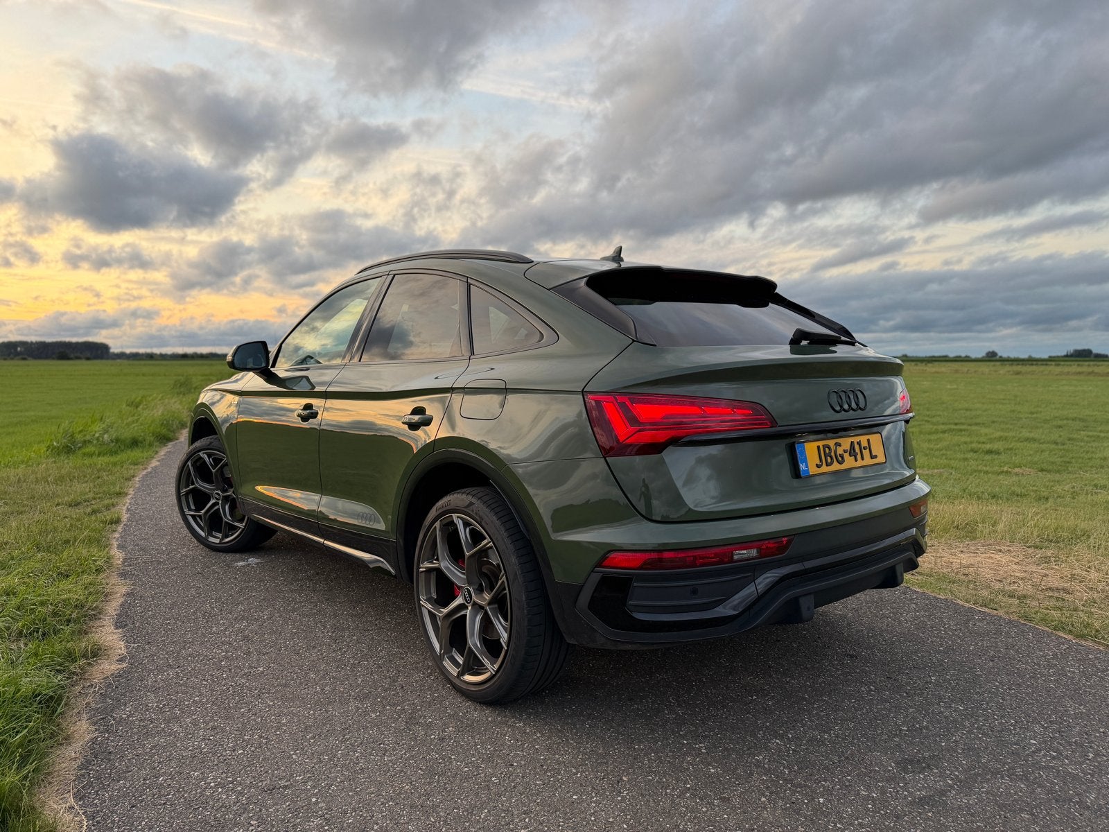 Audi Q5 Sportback TFSI-E s-line | Competition | Garantie |, Auto's, Automaat, 2050 kg, SUV of Terreinwagen, Geïmporteerd