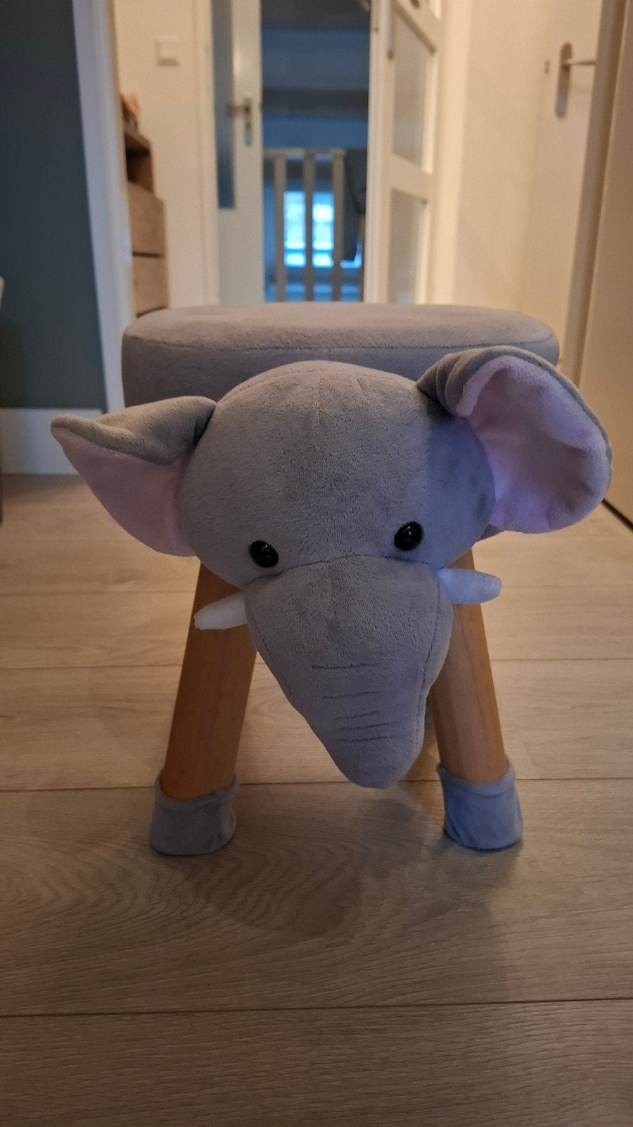 Leuke olifant krukje voor kinderen, Huis en Inrichting, Ophalen