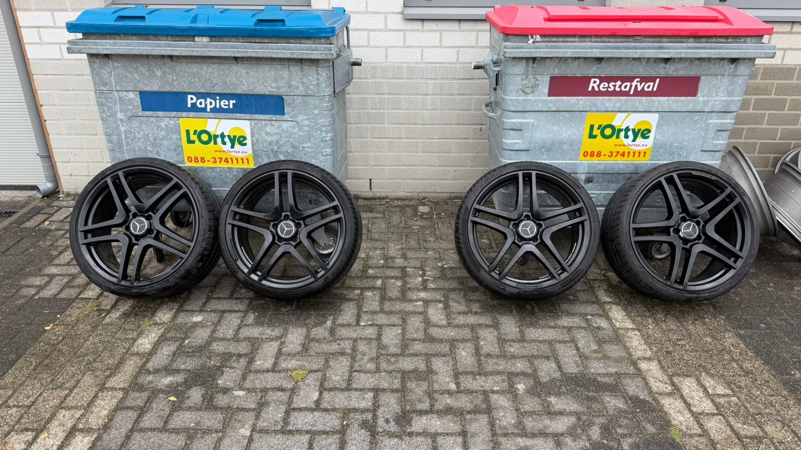 20 inch Mercedes AMG look velgen met goeie banden 255 30 20, Ophalen, 255 mm, Velg(en), Nieuw