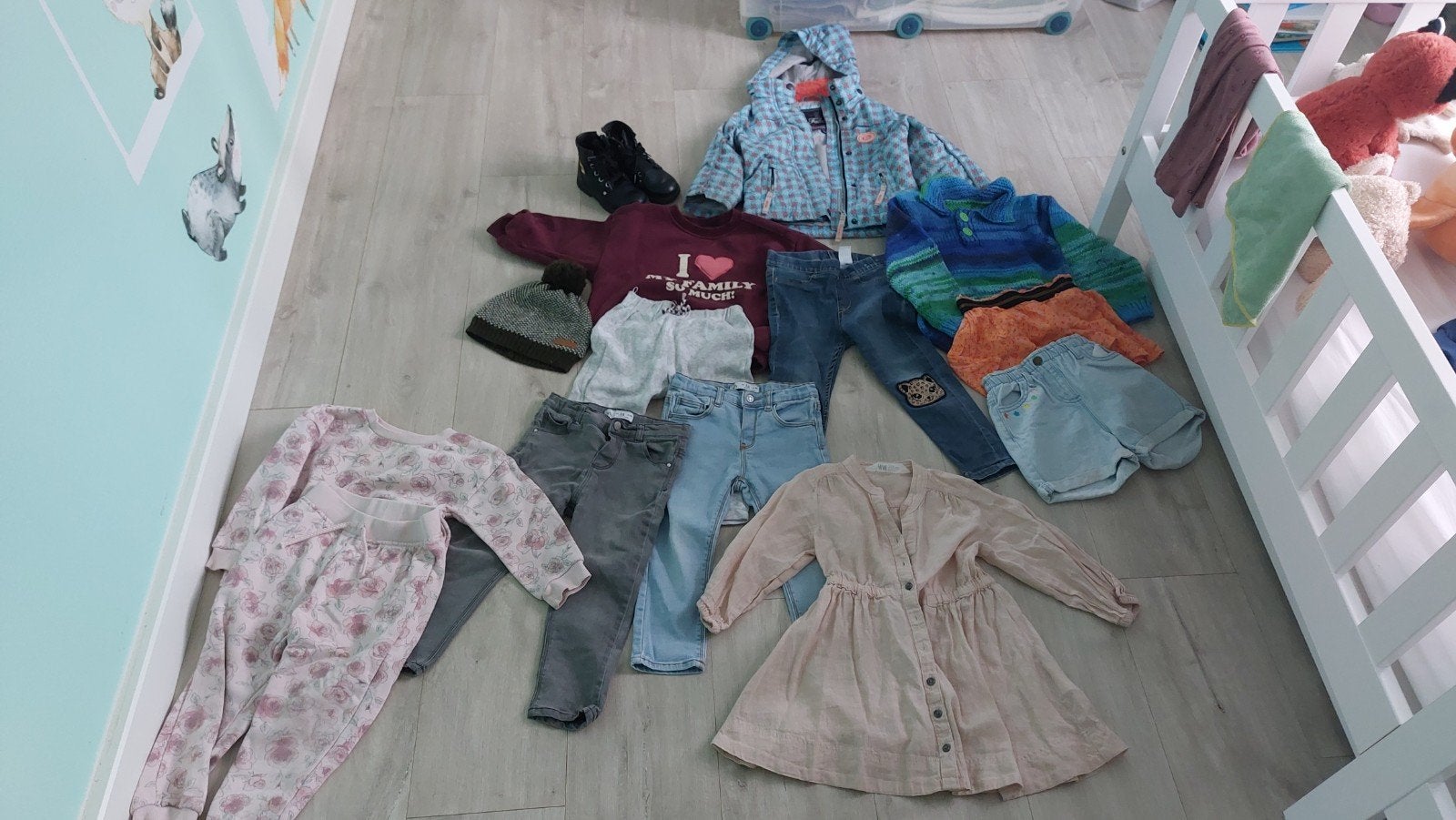 Kledingpakket meisje 2-3 jaar: jas, truien, broeken, laarzen, Ophalen of Verzenden