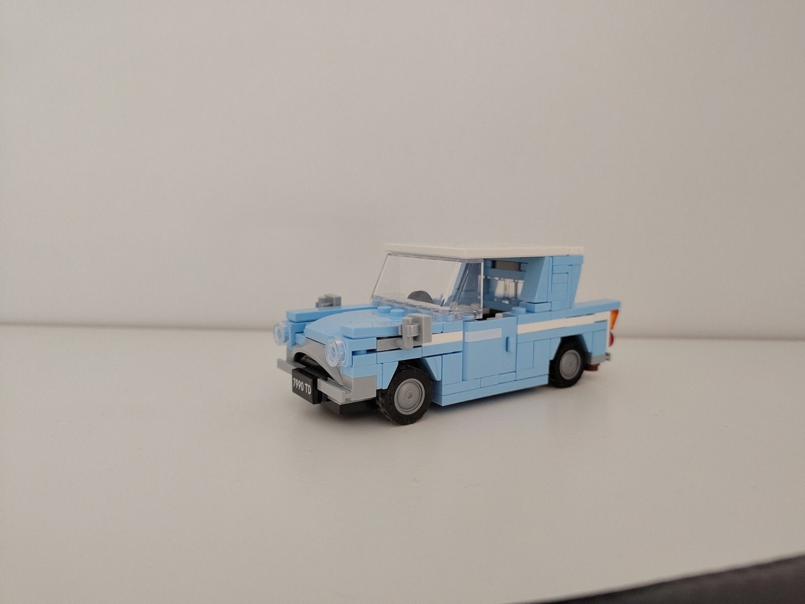 LEGO Harry Potter Vliegende Ford Anglia (76424), Lego, Harry Potter, Ophalen of Verzenden, Zo goed als nieuw
