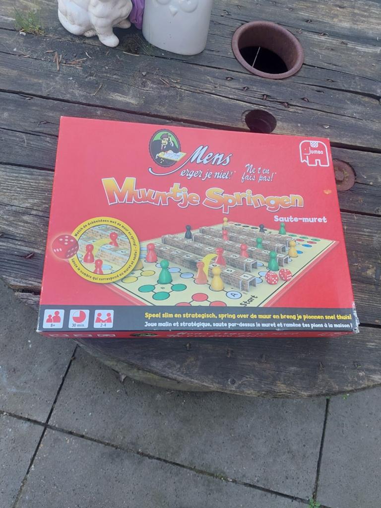 Mens erger je niet  muurtje springen  10 euro, Ophalen of Verzenden