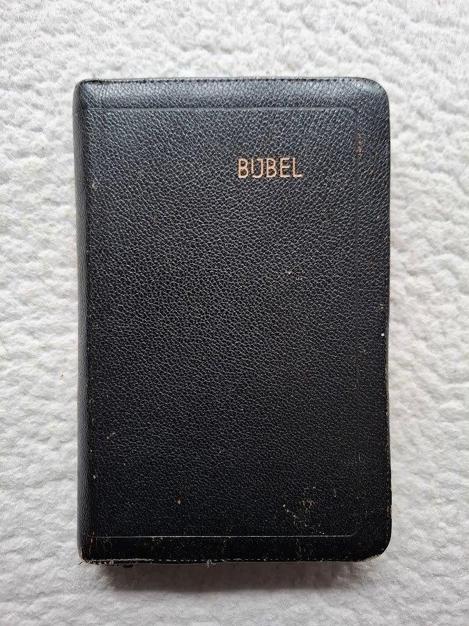 Major-Bijbel Statenvertaling met treksluiting in cassette, Ophalen of Verzenden, Gelezen