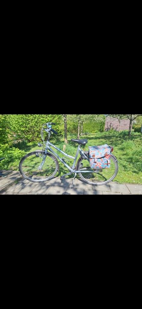 Sportieve zilver/blauwe Hybride Gazelle damesfiets versnell, Minder dan 10 versnellingen, Gebruikt, Ophalen of Verzenden, 50 tot 53 cm