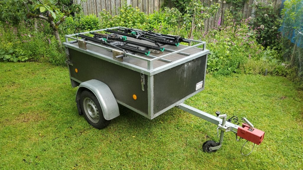 Afsluitbare bagagewagen / aanhanger met fietsendragers, Auto diversen, Aanhangers en Bagagewagens, Ophalen, Gebruikt