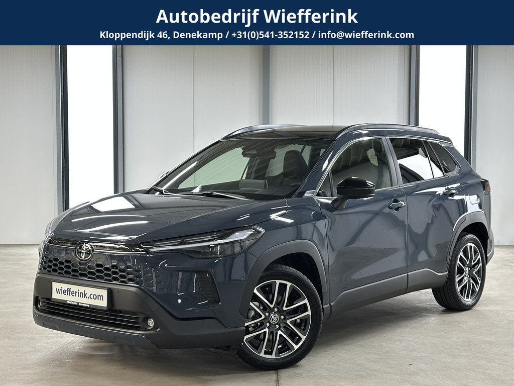 Toyota Corolla Cross Hybrid 180 Executive | Leder | Pano | J, Auto's, Toyota, 12 maanden, Gebruikt, 4 cilinders, 179 pk