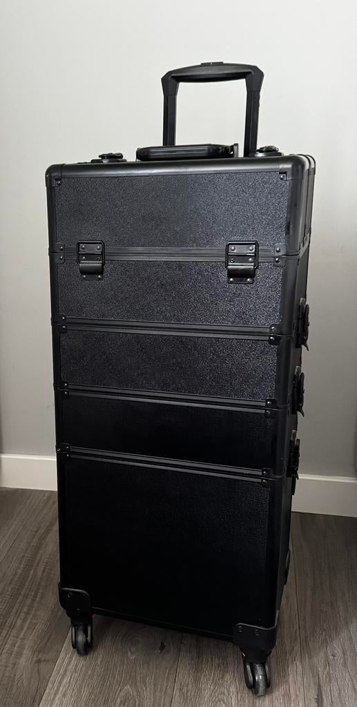 Nette zwarte kapperskoffer, Ophalen, Gebruikt, Hard kunststof, Minder dan 50 cm
