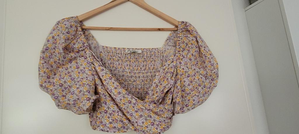 Bloemenprint crop top met pofmouwen, Kleding | Dames, Tops, Overige kleuren, Maat 42/44 (L), Nieuw, Ophalen of Verzenden