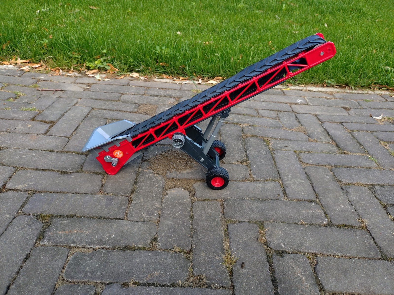 Bruder transportband, Ophalen