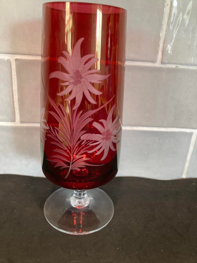 Boheems kristal gas, rood (240326c), Antiek en Kunst, Ophalen of Verzenden