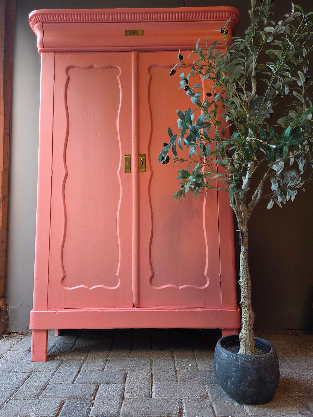Roze biedermeier meidenkast keldingkast bezorgen mogelijk, Ophalen of Verzenden