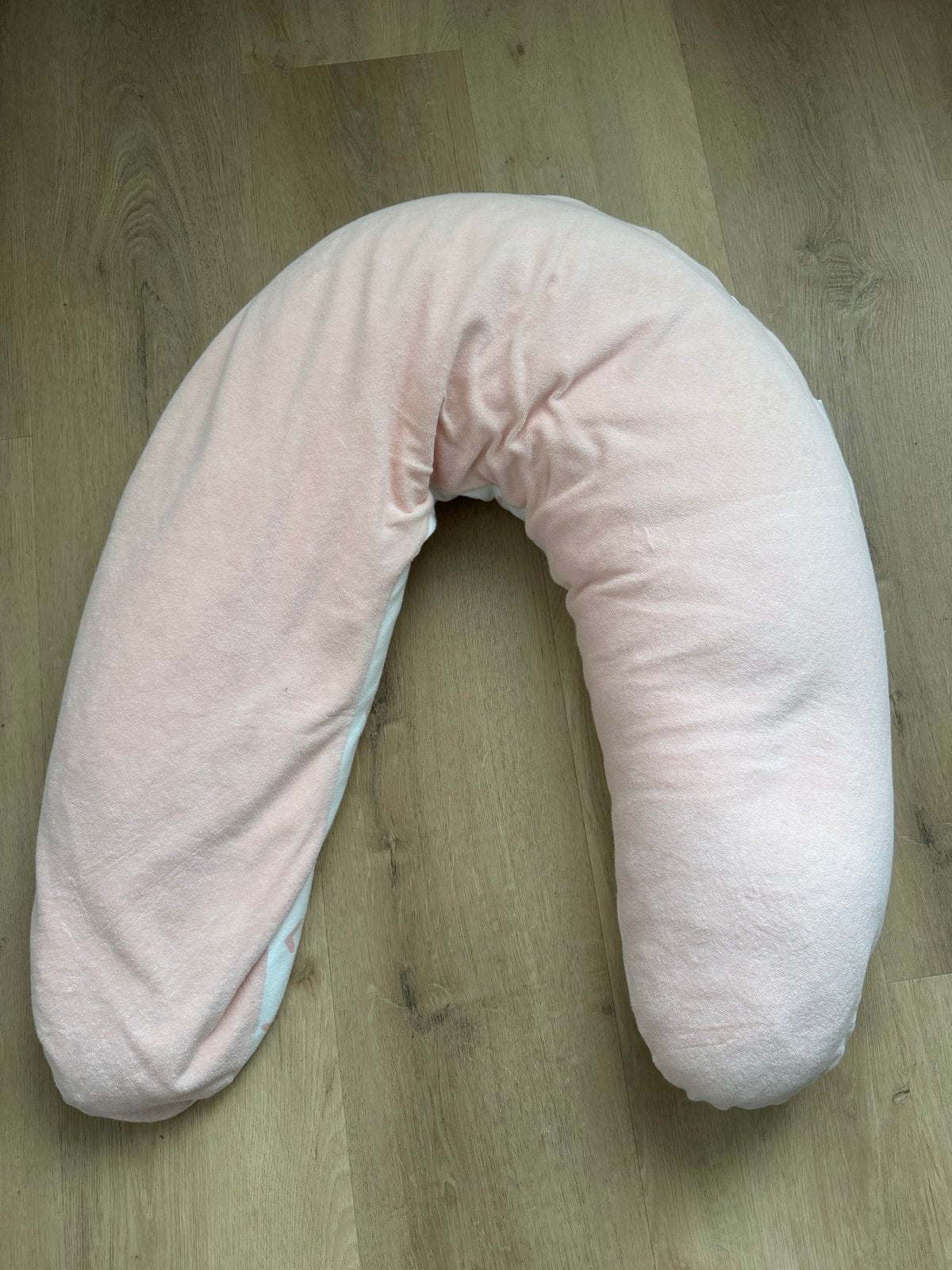 Voedingskussen roze/wit met patroon, Ophalen, Gebruikt