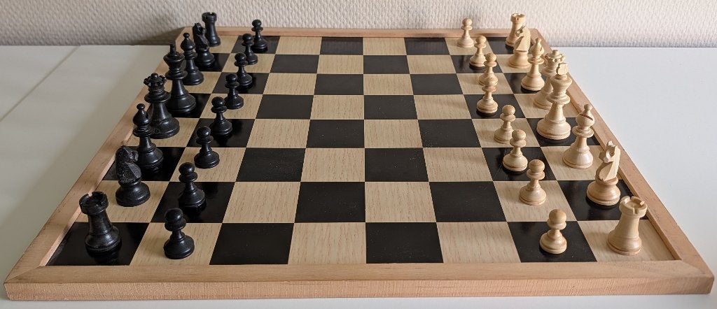 Houten Schaakspel, Schaakbord + Schaakstukken + Damstenen, Ophalen of Verzenden, Minder dan 500 stukjes, Zo goed als nieuw, Schaken
