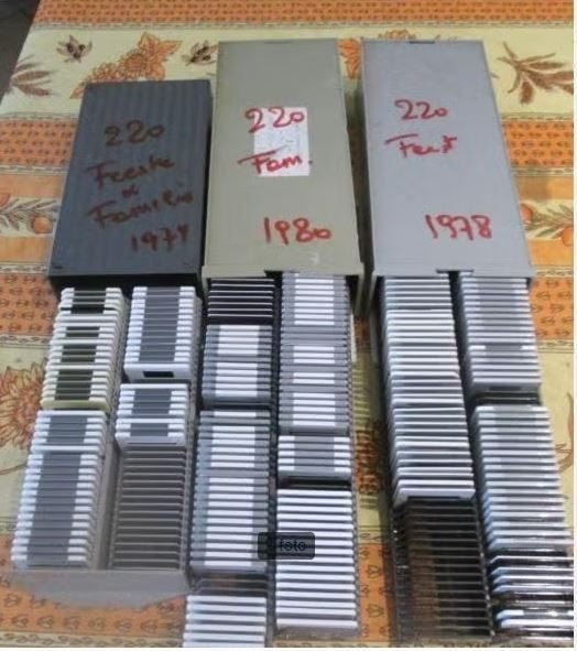 220 oude Dia's van Families en Feesten - 1978-1980, 1960 tot 1980, Foto, Ophalen of Verzenden, Zo goed als nieuw