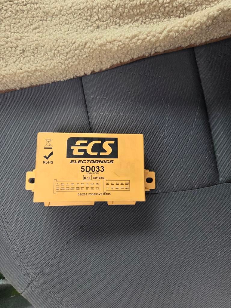 Trekhak module Kia Rio UB (2011-2017) ECS Electronics, Auto-onderdelen, Elektronica en Kabels, Kia, Gebruikt, Ophalen of Verzenden