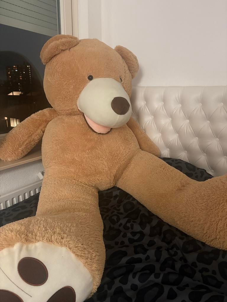 Grote teddybeer 2 meter lang, Ophalen of Verzenden, Zo goed als nieuw, Stoffen beer, Overige merken