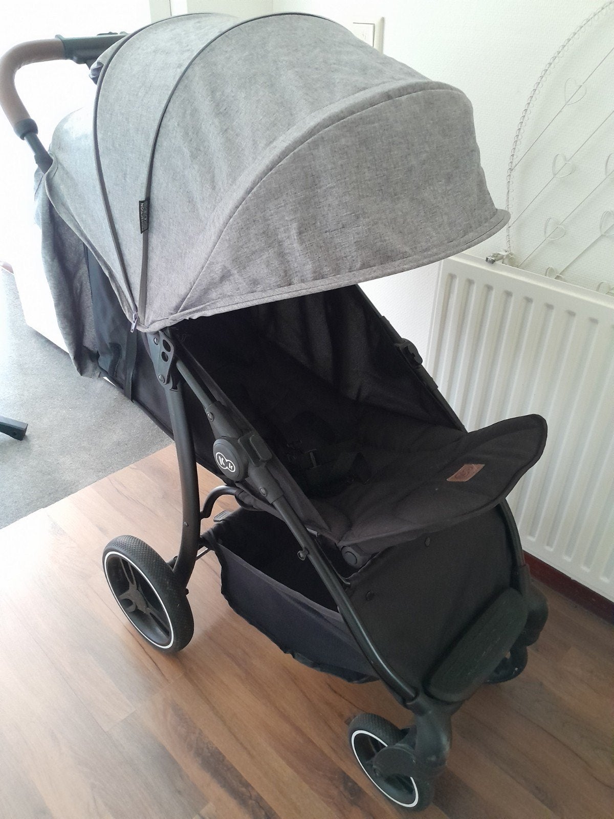 Kinderkraft Kinderwagen Grijs - Compact en Comfortabel, Kinderen en Baby's, Kinderwagens en Combinaties, Ophalen, Gebruikt, Kinderwagen