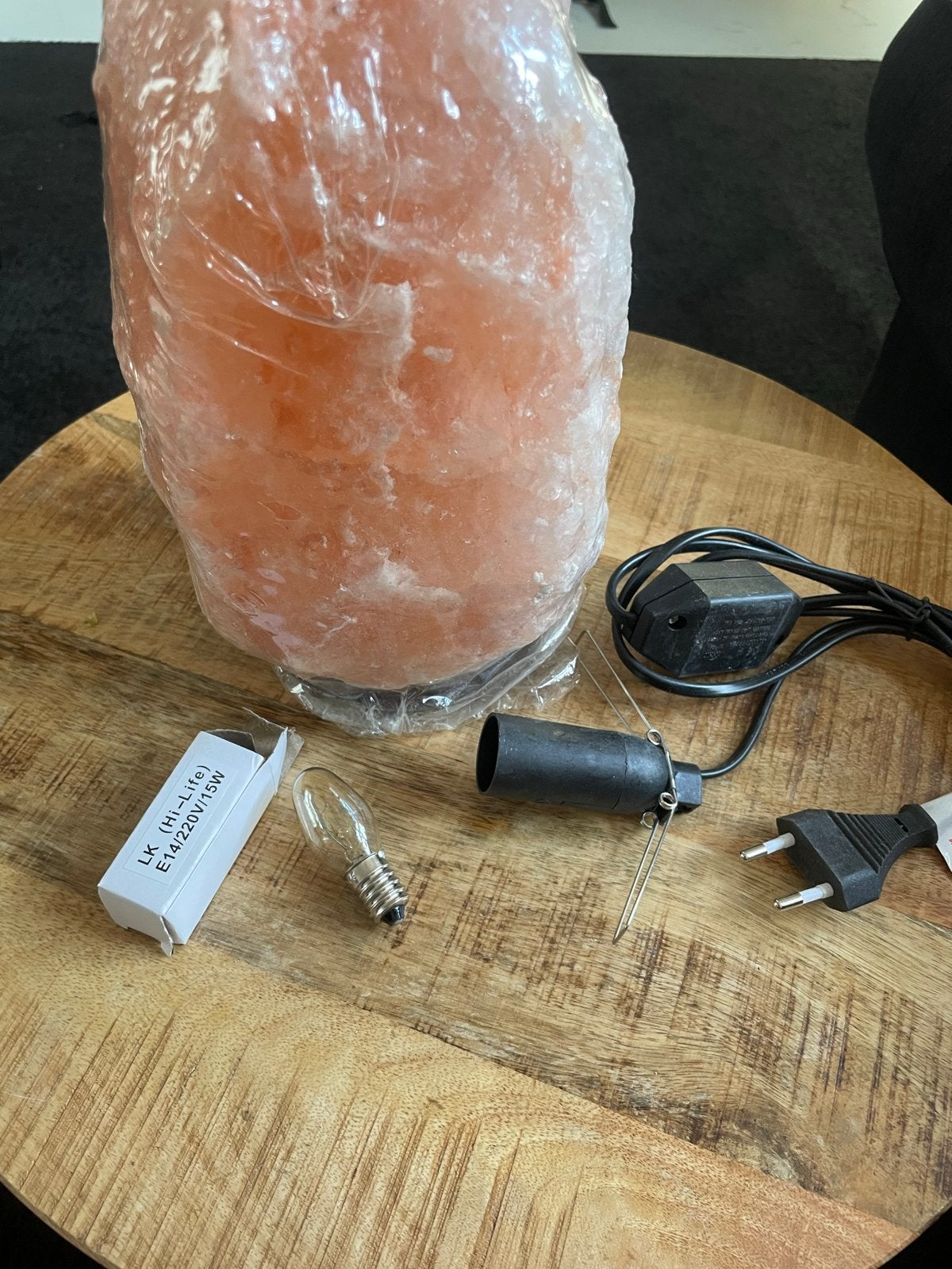 Nieuwe Himalaya Zoutlamp - Doos beschadigd, Huis en Inrichting, Overige merken, Natuurlijk materiaal, E14 (klein), Nieuw