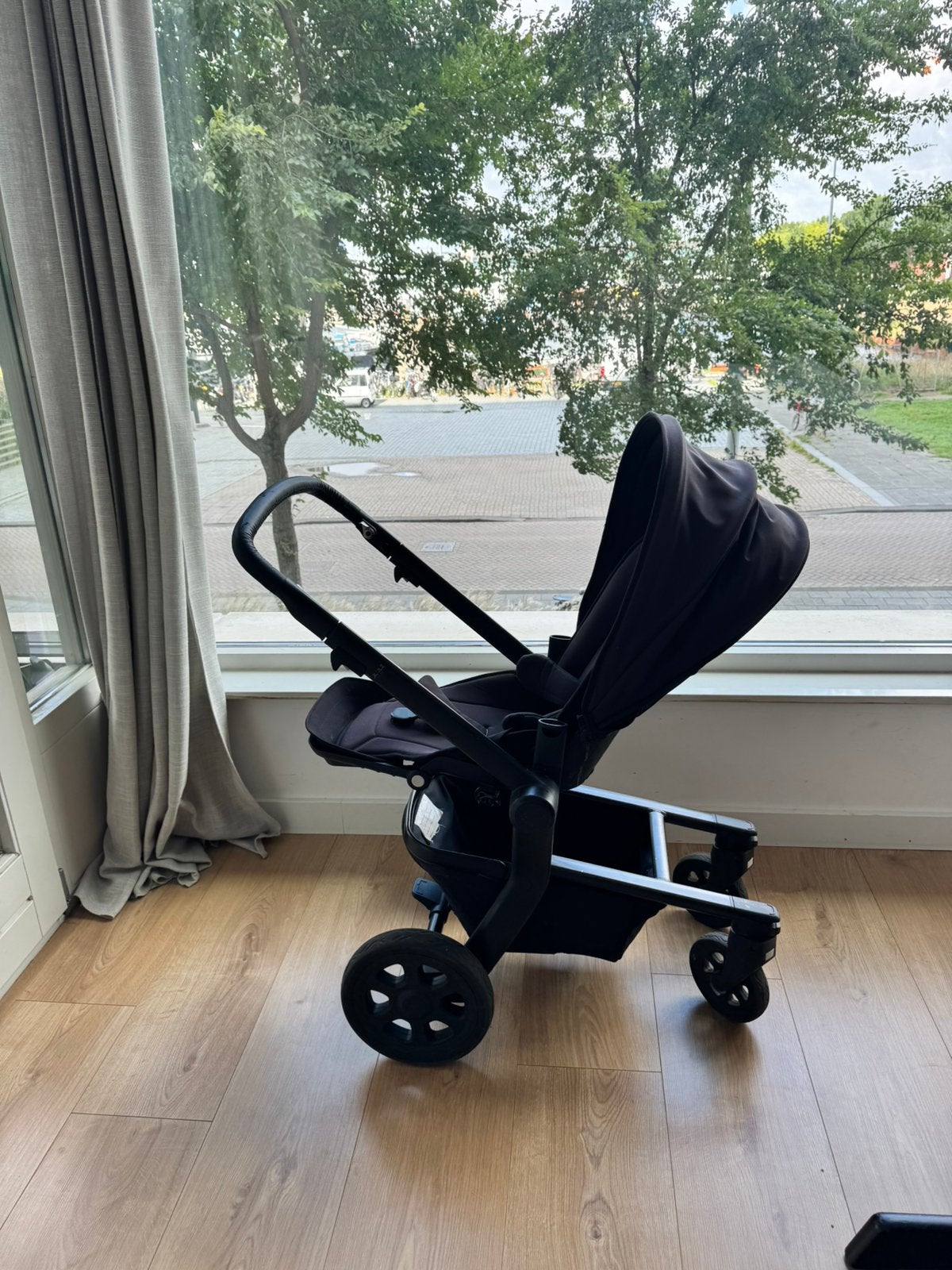 Joolz Day - kinderwagen met reiswieg - baby & peuter, Kinderen en Baby's, Gebruikt, Combiwagen, Met reiswieg, Ophalen