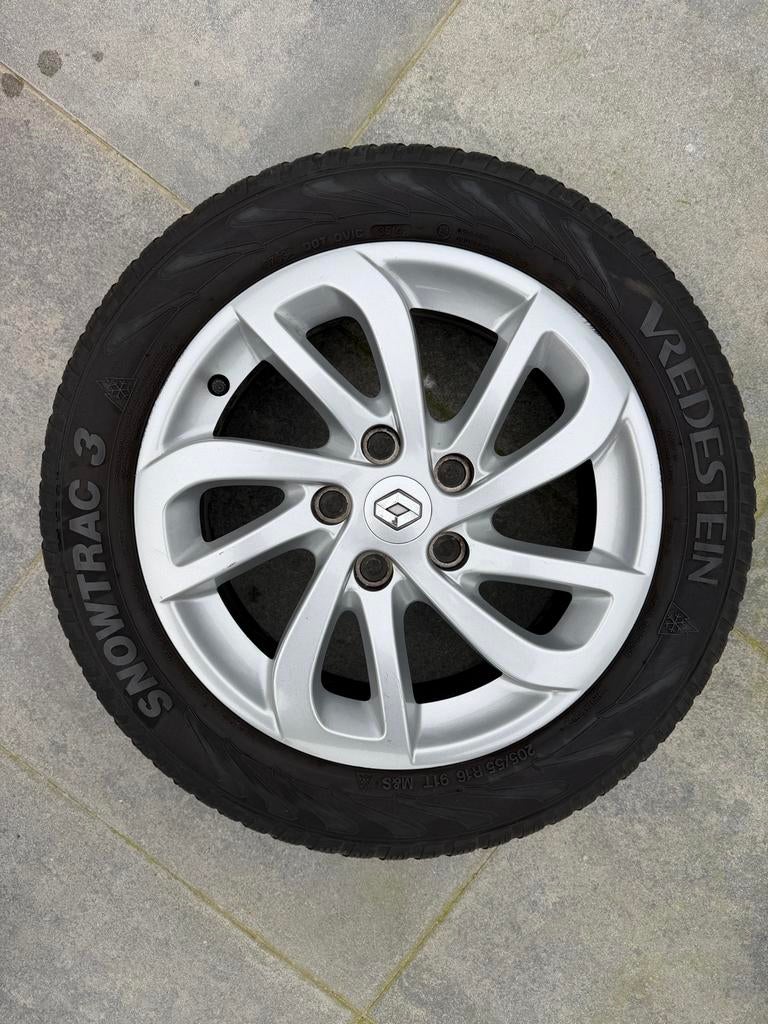 16 inch Renault velgen met Vredestein winterbanden, Gebruikt, 16 inch, Banden en Velgen, Personenwagen