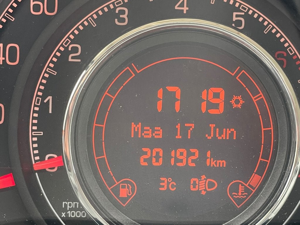 Fiat 500 1.4-16V Sport, Voorwielaandrijving, 101 pk, Gebruikt, 31 €/maand