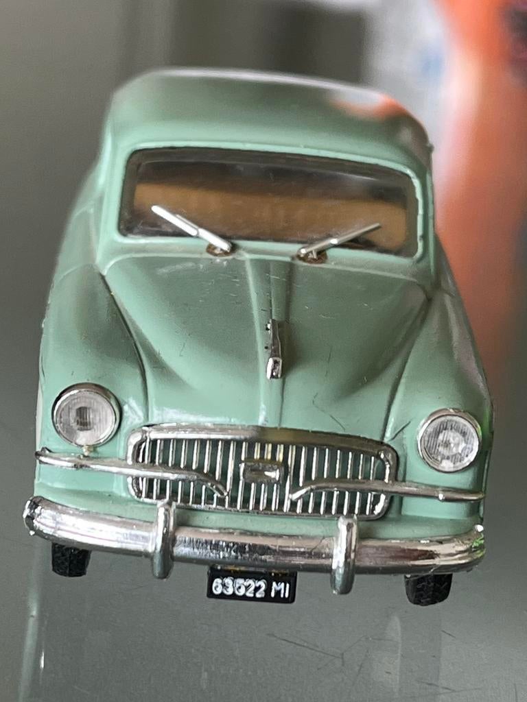 FIAT 1400 brumm, Hobby en Vrije tijd, Modelauto's | 1:43, Ophalen of Verzenden, Zo goed als nieuw, Auto, Overige merken