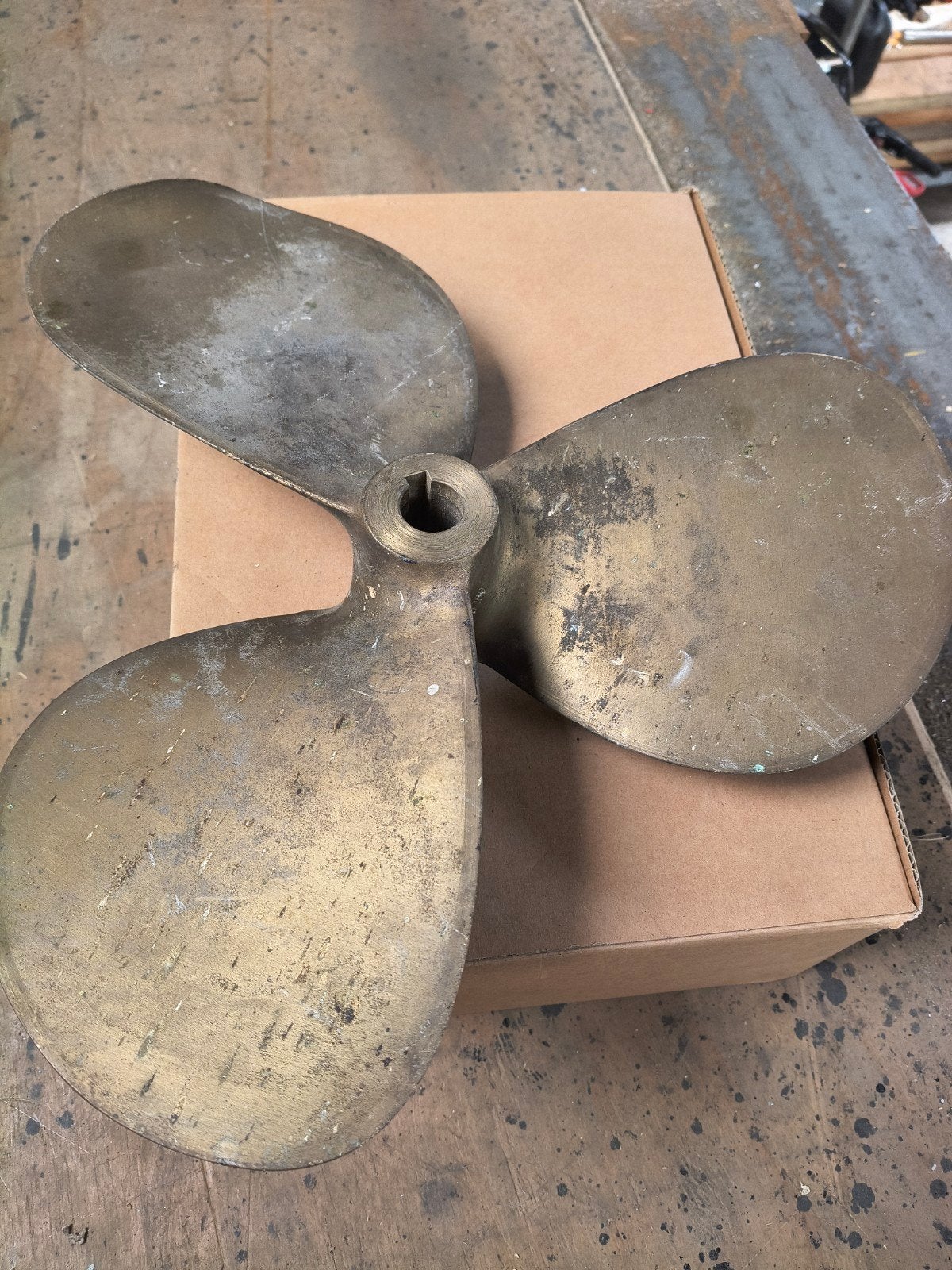Goldline 16x7 Rechtsdraaiende Schroef - 30mm Asgat, Ophalen of Verzenden