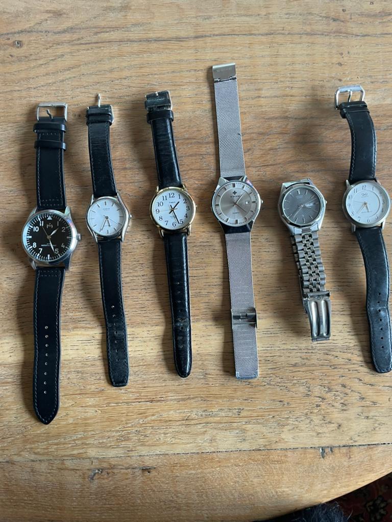 Diverse heren horloges nieuwstaat, Ophalen of Verzenden, Zo goed als nieuw