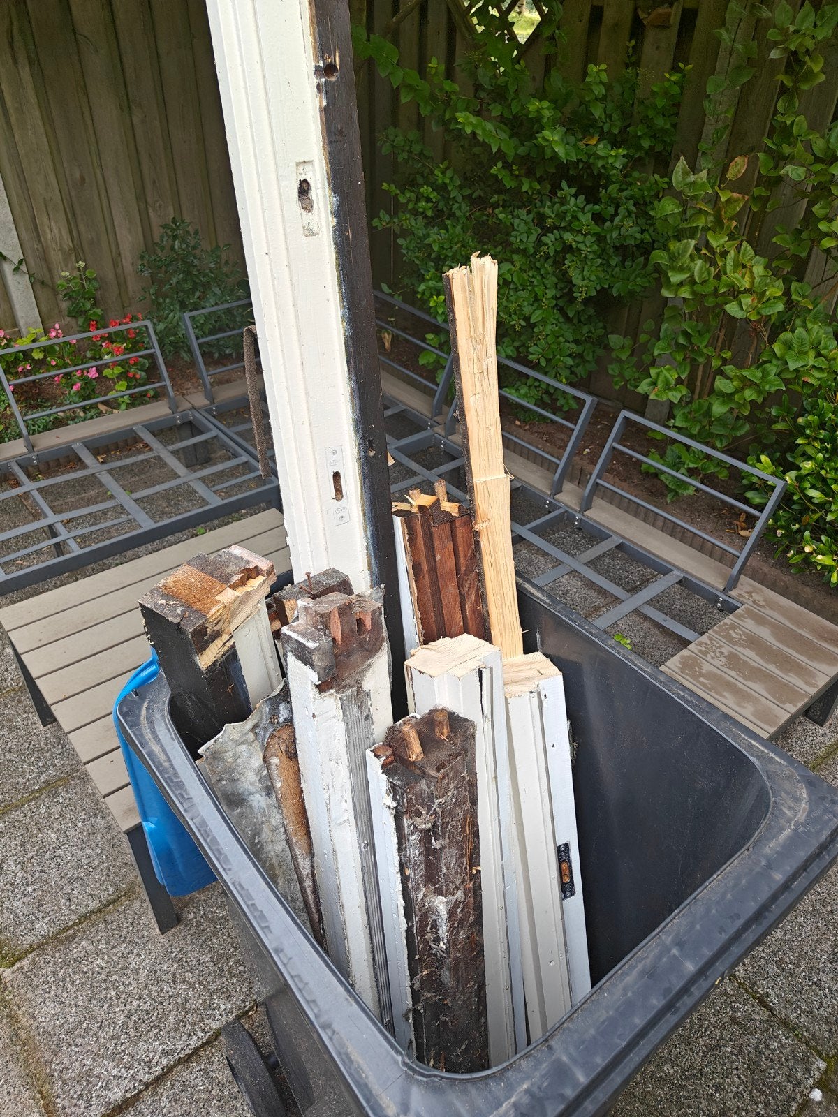 Oude kozijnen gratis af te halen als brandhout, Ophalen, Gebruikt, Minder dan 180 cm, Palen
