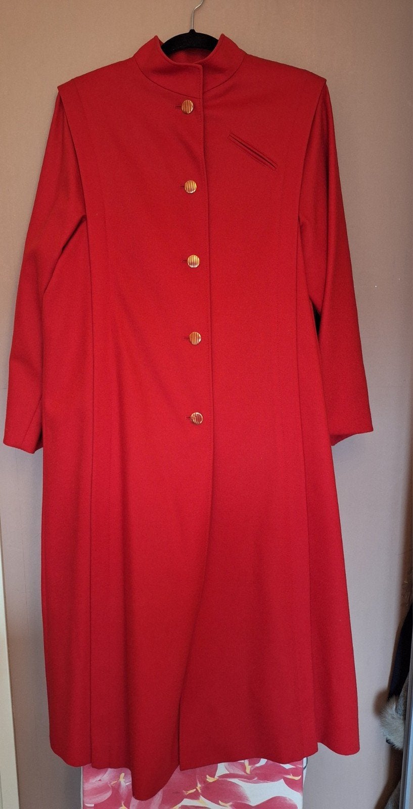 Prachtige rode Classic Modell wollen jas, Kleding | Dames, Maat 42/44 (L), Ophalen of Verzenden, Rood, Classic Modell