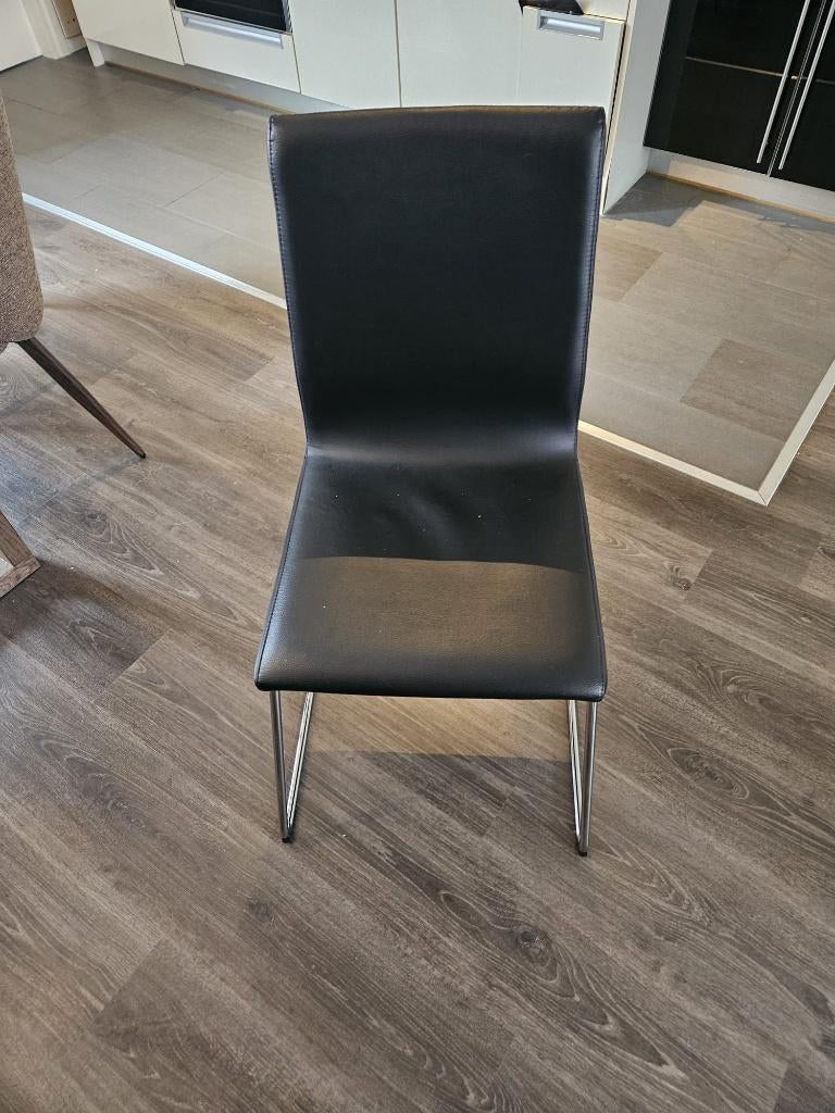 Eettafel stoelen, Huis en Inrichting, Stoelen, Ophalen, Zwart, LILLANAS, Zo goed als nieuw