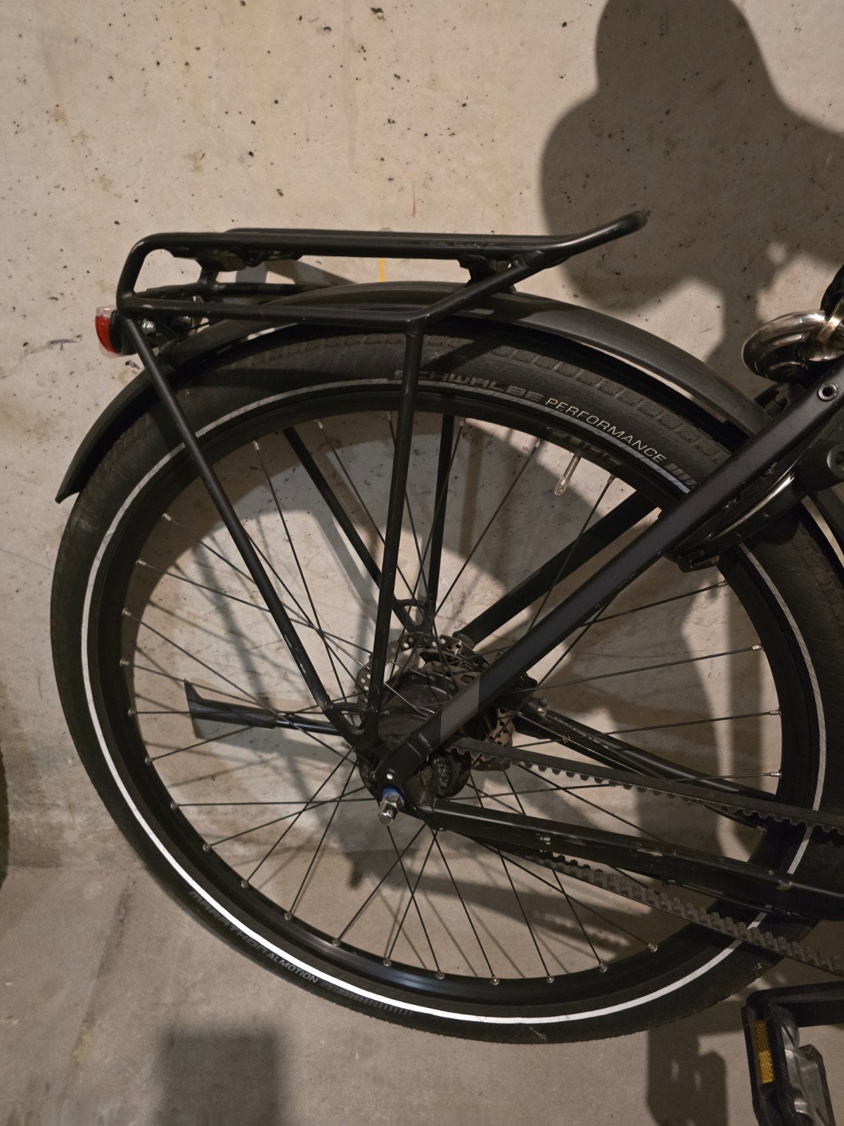 CUBE 28 inch herenfiets, riemaandrijving en schijfremmen, Gebruikt, Versnellingen, Schijfrem, 53 tot 57 cm