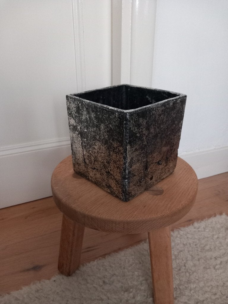 vintage bloempot zwart zilver brutalist design 15cm vierkant, Ophalen of Verzenden, Zo goed als nieuw