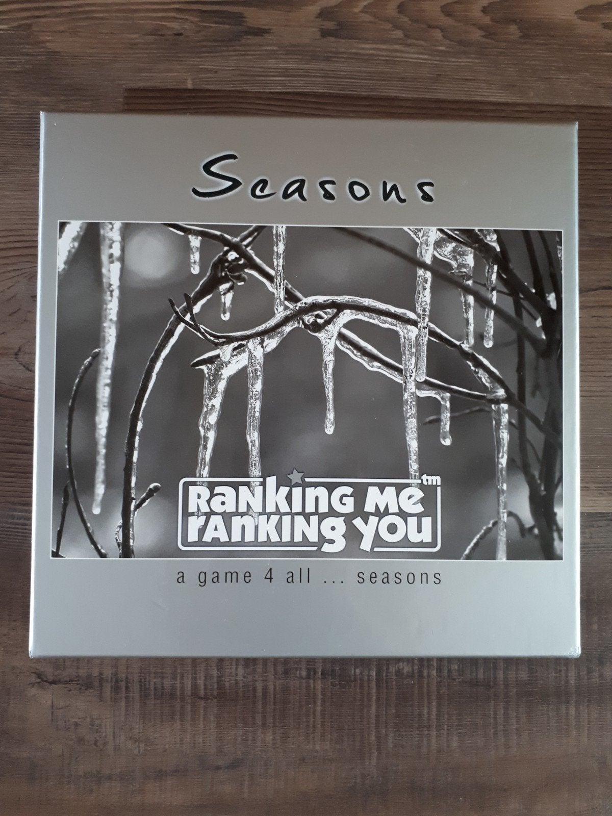Ranking Me Ranking You - Gezellig gezelschapsspel, Hobby en Vrije tijd, Drie of vier spelers, Ophalen of Verzenden, Nieuw, Nova Carta