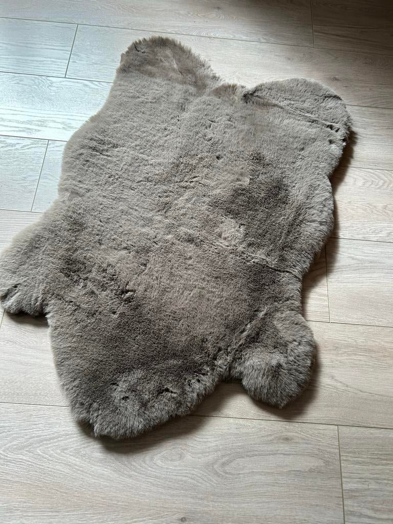 Nieuwe superzachte vachtjes, Huis en Inrichting, Stoffering | Tapijten en Kleden, Nieuw, 50 tot 100 cm, Overige vormen, Grijs