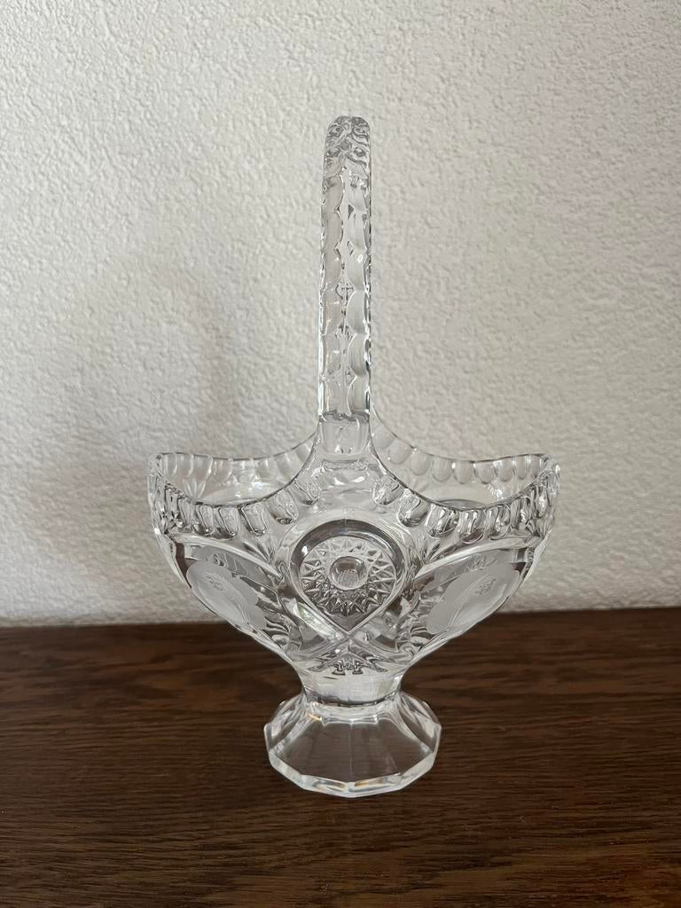 Kristallen bonbonnière ingeslepen motieven, Ophalen of Verzenden