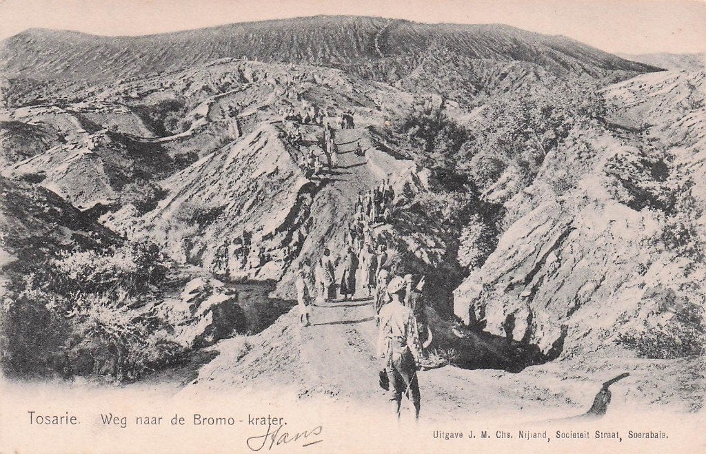 Nederlands Indië Tosarie - Weg naar de Bromo krater, Ophalen of Verzenden, Voor 1920, Gelopen, Buiten Europa