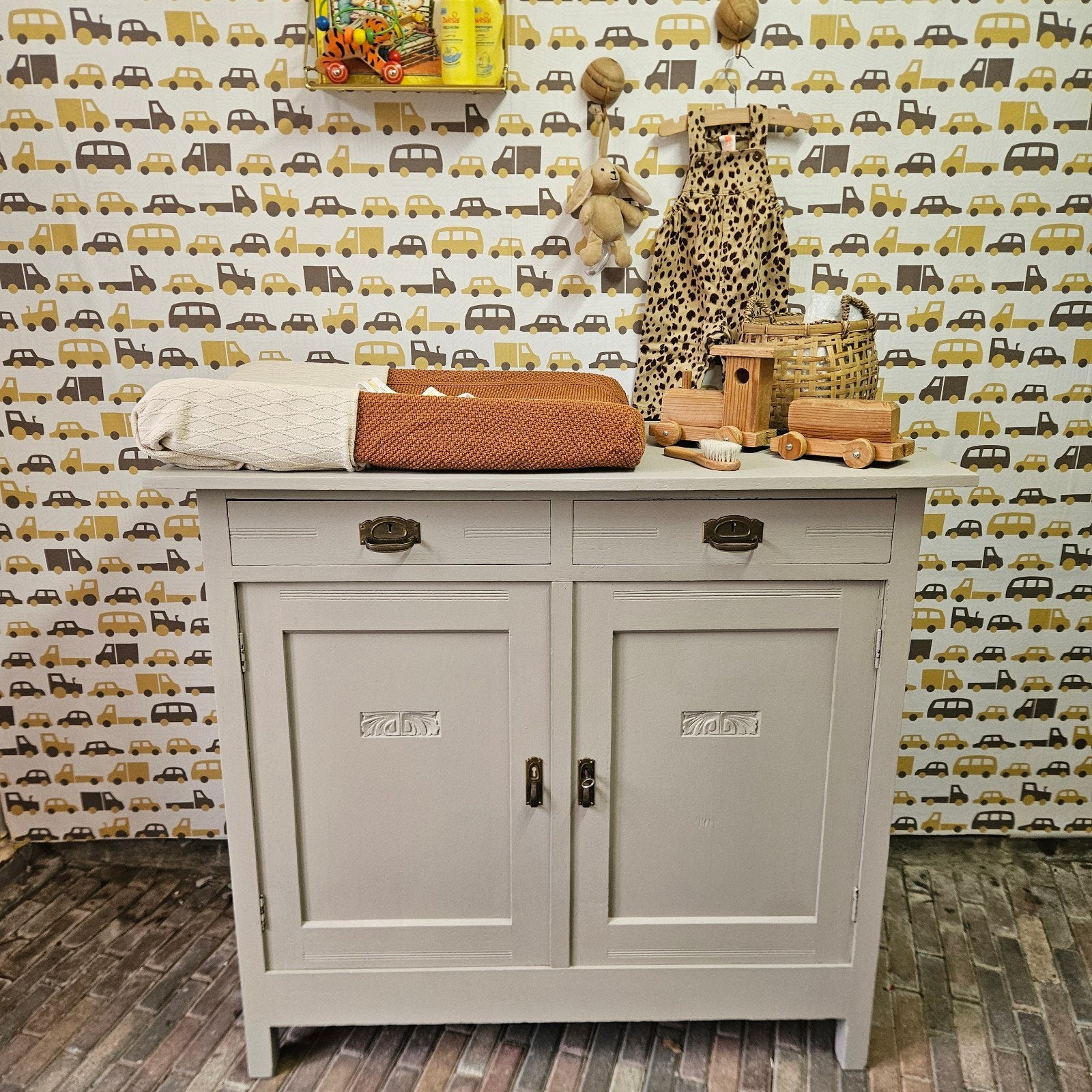 leuke beige eikenhouten commode/dressior, Ophalen, Zo goed als nieuw, Minder dan 50 cm, 105 cm of meer