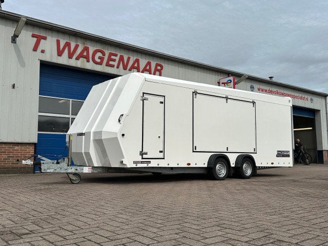 Brian James gesloten autotransporter, Ophalen, Zo goed als nieuw
