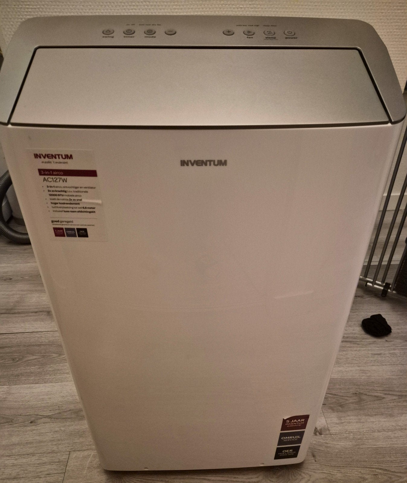speciale mobiele airco Inventum AC127W, Witgoed en Apparatuur, Ophalen, Energieklasse A of zuiniger, 3 snelheden of meer, Zo goed als nieuw