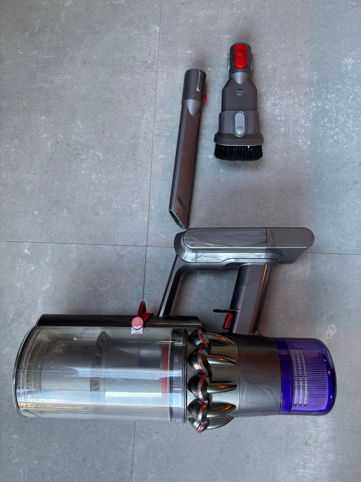 Dyson V11 Advanced steelstofzuiger met laadstation, Ophalen, Gebruikt, Draadloos, Dyson