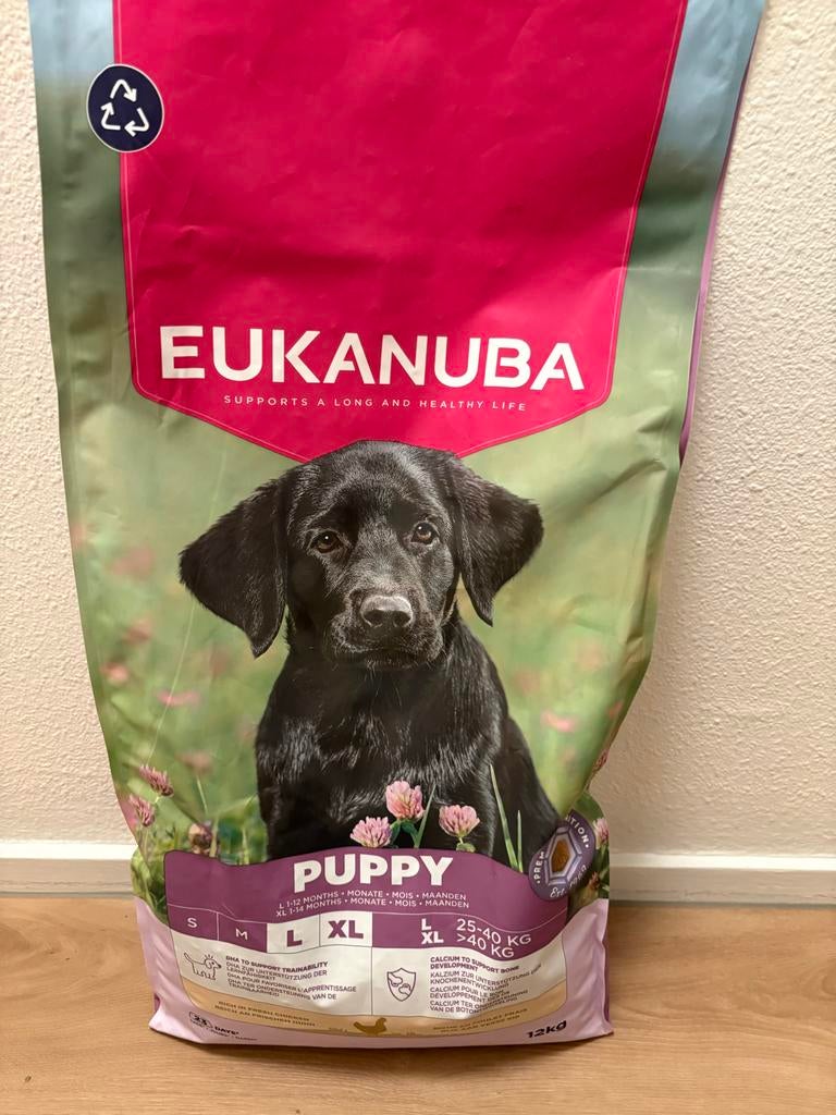 Puppy brokken van eukanuba 2 zakken van 12 kilo, Dieren en Toebehoren, Dierenvoeding, Ophalen, Hond