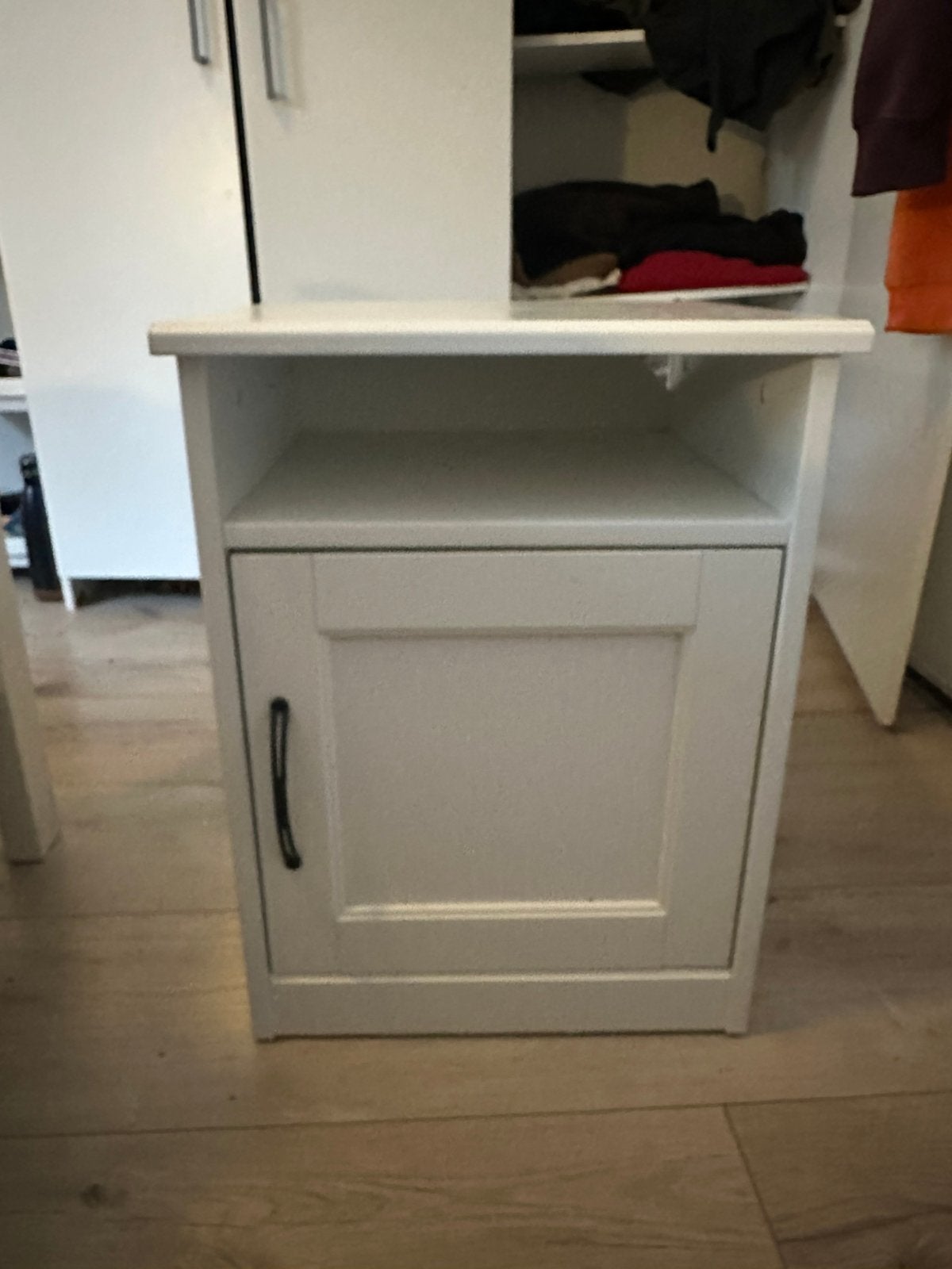 White Bedside Cabinet with Shelf, Ophalen of Verzenden, Zo goed als nieuw, 65 cm of meer