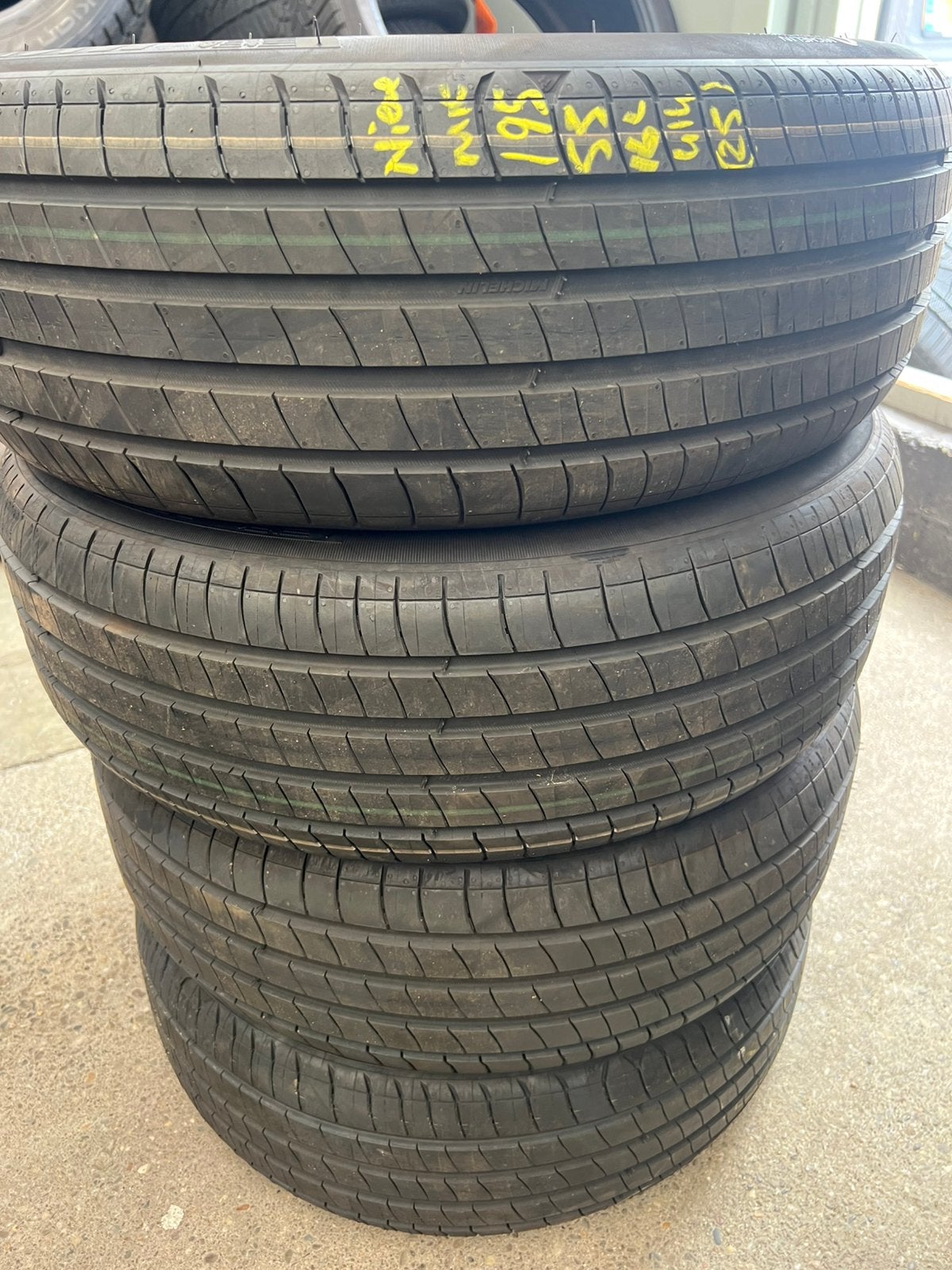 Mıchelın(Nieuwe)Dot0425/195/55/16  €100p/st ıncls.montage, Ophalen, 16 inch, Nieuw, Band(en)